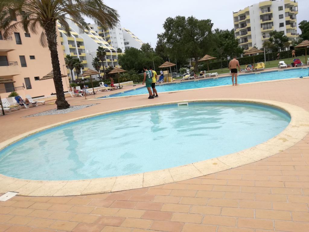 Apartamento Comunidades Lusiadas ปอร์ติเมา ภายนอก รูปภาพ